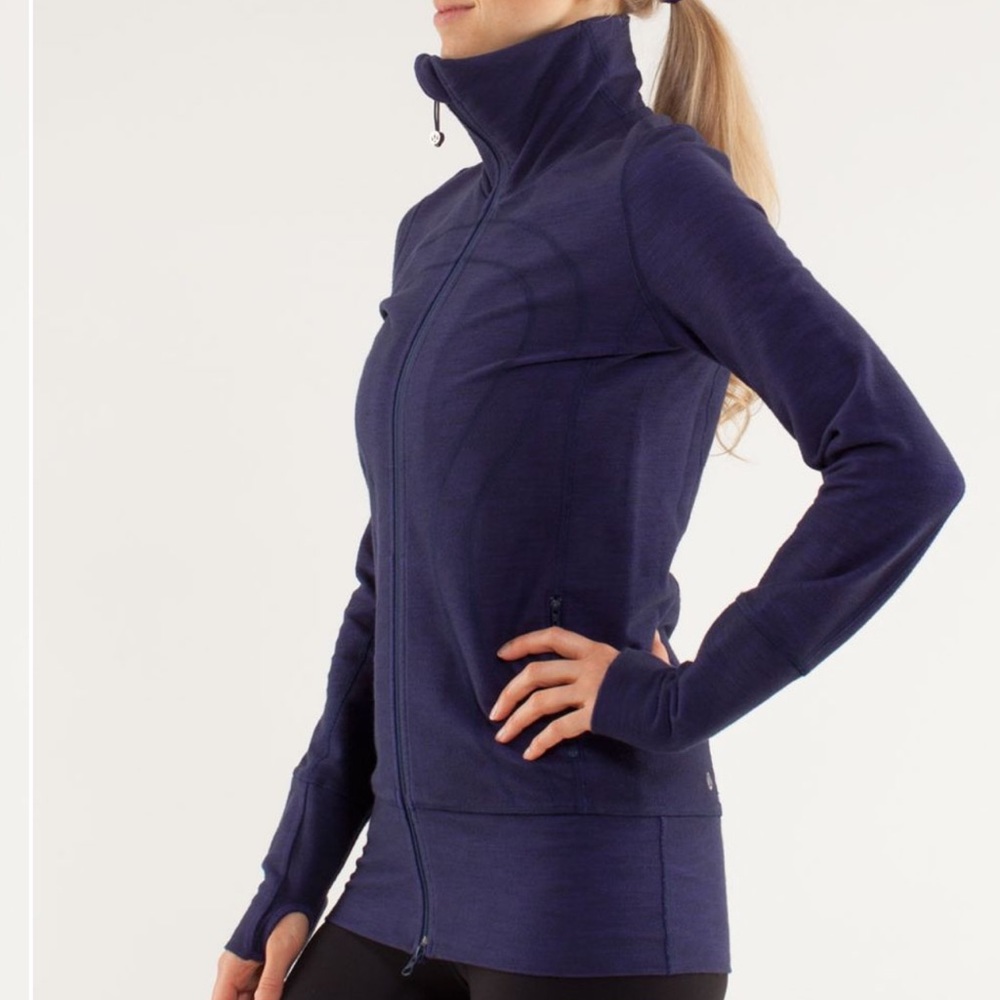 🍋Lululemon In Stride Jacket *Denim! - Picture 3 of 12